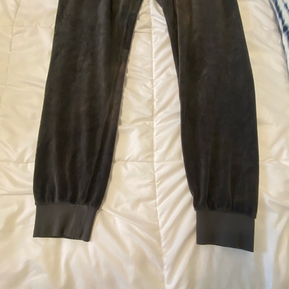 Juicy Couture Black Label Grey Velour Tracksuit - Picture 8 of 10